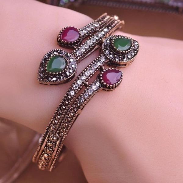 charm bracelets luxury india for women fashion antique handmade female crystal vintage jewelry wholesale 2021, Golden;silver
charm bracelets luxury india for women fashion antique handmade female crystal vintage jewelry wholesale 2021, Golden;silver