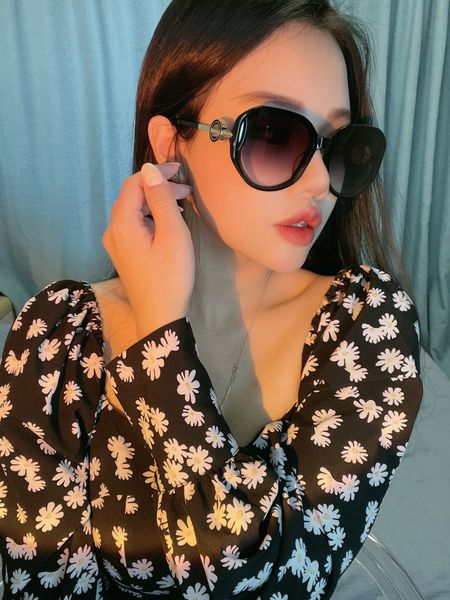 millionaire sunglasses for men and women square full frame vintage 5421b shiny gold good sell plated 1547, White;black
millionaire sunglasses for men and women square full frame vintage 5421b shiny gold good sell plated 1547, White;black
