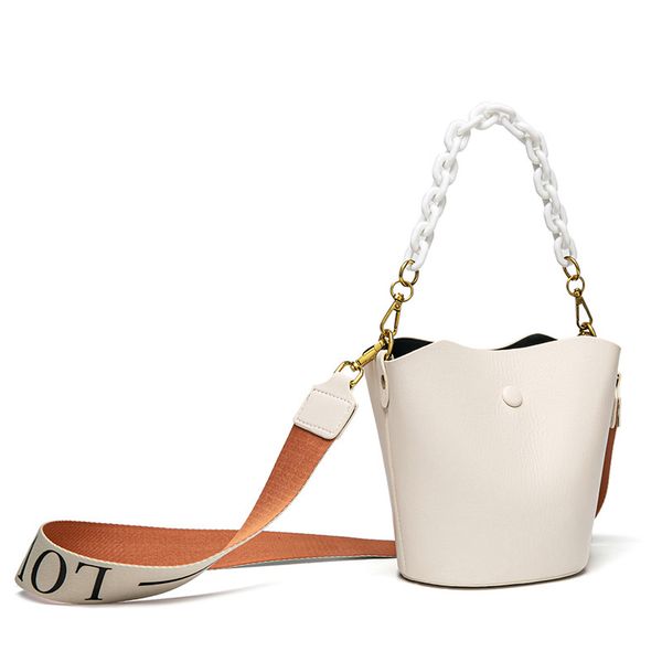 handbag giant solid acrylic chain portable bucket bag three shoulder straps vegetable basket messenger female, Black;red
handbag giant solid acrylic chain portable bucket bag three shoulder straps vegetable basket messenger female, Black;red