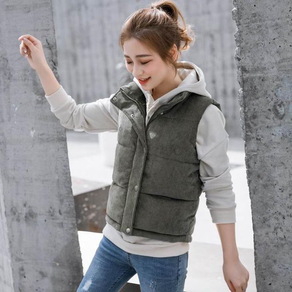 women's vests 2021 women casual mandarin collar short vest zipper pocket autumn winter warm down cotton padded sleeveless coats, Black;white
women's vests 2021 women casual mandarin collar short vest zipper pocket autumn winter warm down cotton padded sleeveless coats, Black;white