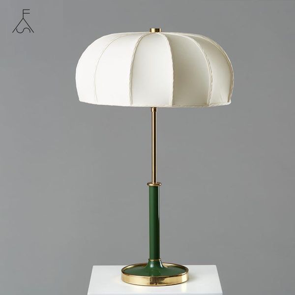 vintage table lamp european style fabric table lamps for living room bedroom study home room desk decor e27 bedside light
vintage table lamp european style fabric table lamps for living room bedroom study home room desk decor e27 bedside light