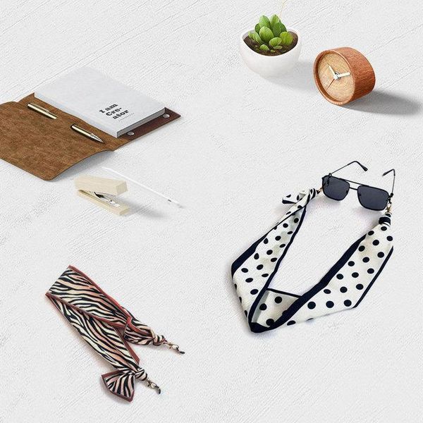 scarves jetting printed silk scarf glasses mask chain retro summer fashion exquisite and elegant accessories dinner party out, Blue;gray 
scarves jetting printed silk scarf glasses mask chain retro summer fashion exquisite and elegant accessories dinner party out, Blue;gray