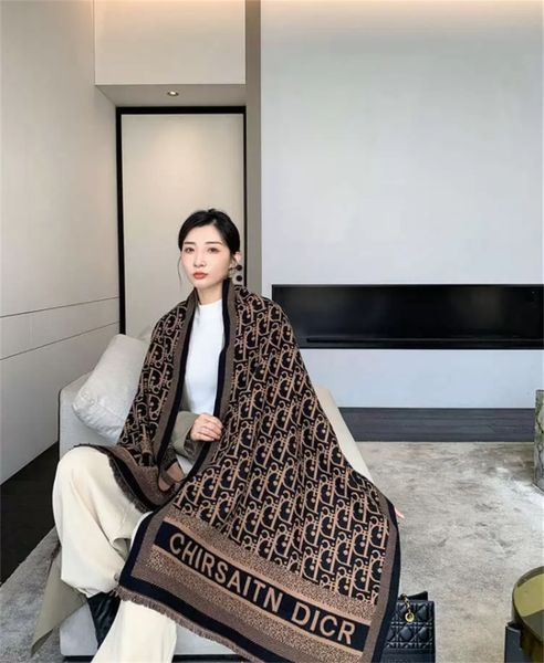2021 new designer ladies scarf letter d cashmere autumn and winter fashion thickening warm office dual-use shawl for women, Blue;gray
2021 new designer ladies scarf letter d cashmere autumn and winter fashion thickening warm office dual-use shawl for women, Blue;gray