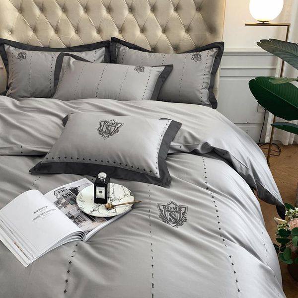 bedding sets light luxury modern nordic style long-staple cotton set simple satin duvit cover bed sheet pillowcase king 4 pcs
bedding sets light luxury modern nordic style long-staple cotton set simple satin duvit cover bed sheet pillowcase king 4 pcs