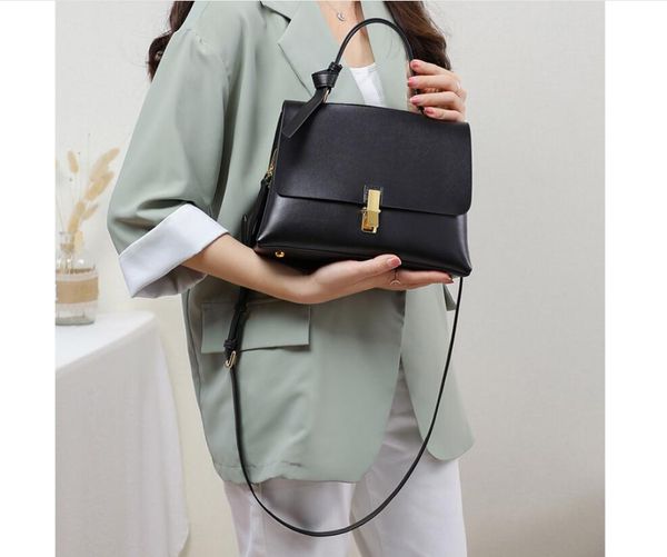 d85 new fashion lady handbag luxury designer shoulder bag fashion lady handbag messenger bag purse
d85 new fashion lady handbag luxury designer shoulder bag fashion lady handbag messenger bag purse