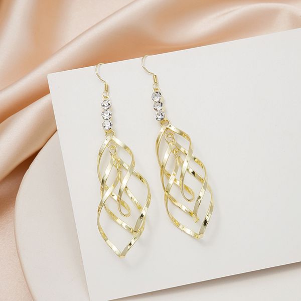 leaf earrings long spiral dangle for women leaves delicate chain dangle 211059, Silver
leaf earrings long spiral dangle for women leaves delicate chain dangle 211059, Silver