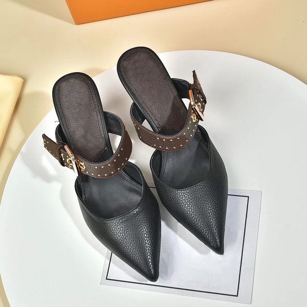 2021 classic ladies high heels fashion beach sandals platform slippers ladies sandals letter dress shoes l23, Black
2021 classic ladies high heels fashion beach sandals platform slippers ladies sandals letter dress shoes l23, Black