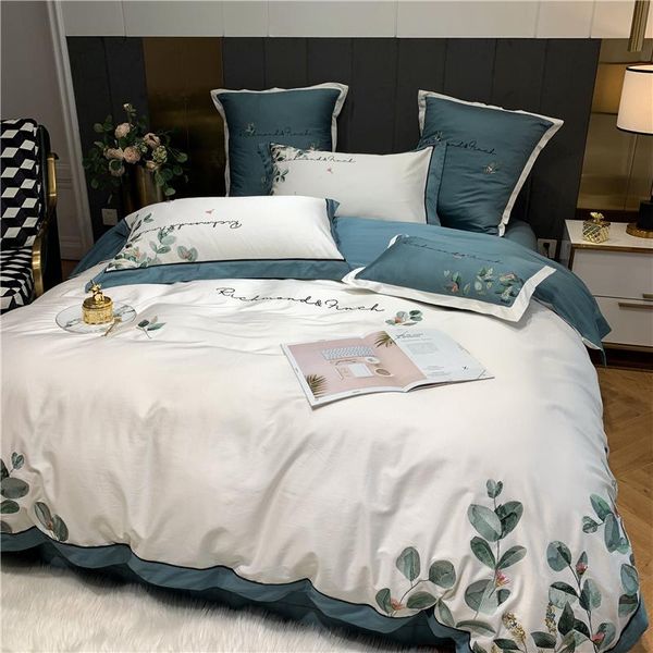 bedding set american pastoral embroidery cotton quilt set bedding decoration american super large 4-piece
bedding set american pastoral embroidery cotton quilt set bedding decoration american super large 4-piece
