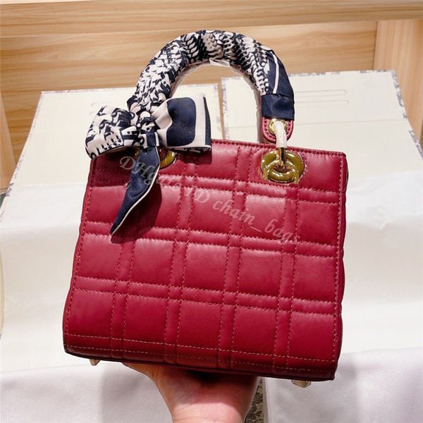 2021 luxurys women designers 2021 crossbody bag handbags diamond lattice handbag fabric tote clutch fanny bags purse satchel fashion
2021 luxurys women designers 2021 crossbody bag handbags diamond lattice handbag fabric tote clutch fanny bags purse satchel fashion