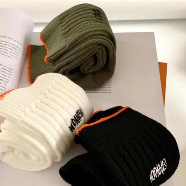 new harajuku retro men's solid color colorful casual tube fashion business socks wholesale 3 pairs, Black;blue
new harajuku retro men's solid color colorful casual tube fashion business socks wholesale 3 pairs, Black;blue
