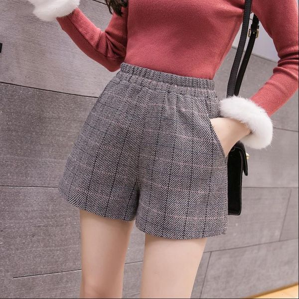 s 2xl retro plaid woolen shorts for women 2021 autumn winter high waisted shorts for women elastic waist booty shorts women for, White;black
s 2xl retro plaid woolen shorts for women 2021 autumn winter high waisted shorts for women elastic waist booty shorts women for, White;black