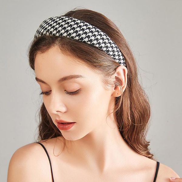 hair accessories classic black white houndstooth pattern hairbands women headband wide-brimmed european hoop bezel fashion
hair accessories classic black white houndstooth pattern hairbands women headband wide-brimmed european hoop bezel fashion