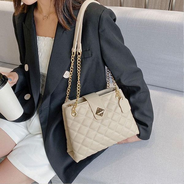 shoulder bags fashion style chain black large capacity diamond pattern pu leather messenger women designer crossbody bag
shoulder bags fashion style chain black large capacity diamond pattern pu leather messenger women designer crossbody bag