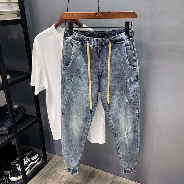 korean men's jeans in summer, capris in autumn, trendy brand, ruffian and handsome leggings, harlem pants with small feet, thin holes, Blue
korean men's jeans in summer, capris in autumn, trendy brand, ruffian and handsome leggings, harlem pants with small feet, thin holes, Blue