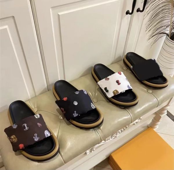 slides designer women sandals womens printing slippers slides cowhide casual foam runner summer beach outdoor slipper with box and shopping, Black
slides designer women sandals womens printing slippers slides cowhide casual foam runner summer beach outdoor slipper with box and shopping, Black