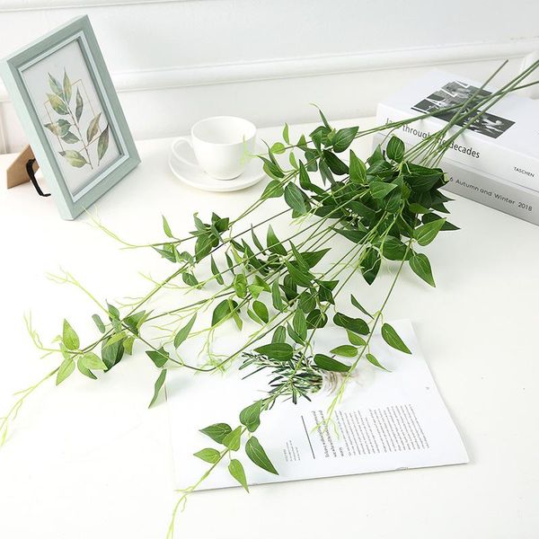 artificial plant bearded leaf home decoration green plant living room placed bottle inserting floral wall with wood flower
artificial plant bearded leaf home decoration green plant living room placed bottle inserting floral wall with wood flower