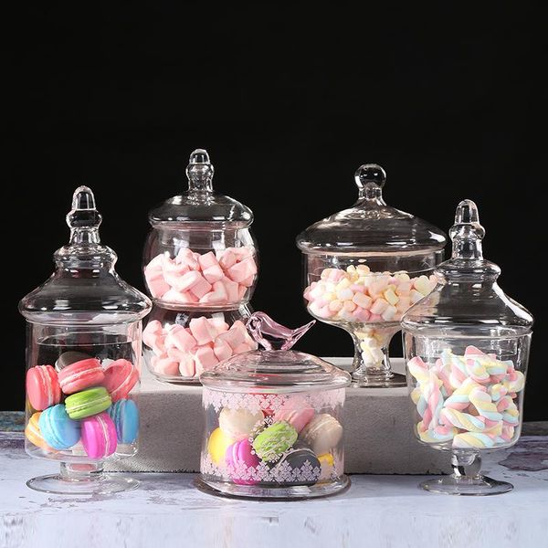 european style strong glass storage jar transparent glass candy jar with lid storage container wedding decoration party supplies
european style strong glass storage jar transparent glass candy jar with lid storage container wedding decoration party supplies