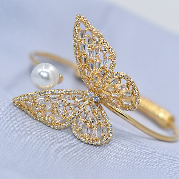 designer ladies new hollow inlaid zircon bracelet freshwater pearl butterfly opening adjustable bracelet high-end jewelry female bracelet, White
designer ladies new hollow inlaid zircon bracelet freshwater pearl butterfly opening adjustable bracelet high-end jewelry female bracelet, White