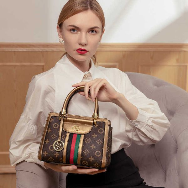 luxury handbags 21 year g one shoulder pillow portable one shoulder msenger bag boston women's bag 8671
luxury handbags 21 year g one shoulder pillow portable one shoulder msenger bag boston women's bag 8671