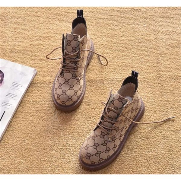 2021 new spring and autumn heel single flat bottom martin thick soled shoes snow short ankle boots, White;red
2021 new spring and autumn heel single flat bottom martin thick soled shoes snow short ankle boots, White;red