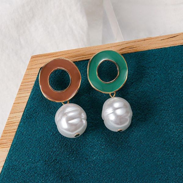 dangle & chandelier simple korean plain pearl hoop earrings for women statement unique gold metal big earings 2021 trend fashion brincos jew, Silver
dangle & chandelier simple korean plain pearl hoop earrings for women statement unique gold metal big earings 2021 trend fashion brincos jew, Silver