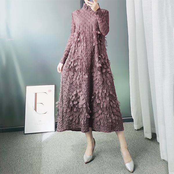 2021 new pleated 3d appliques sun flower embroidered winter women long turtleneck high fashion vintage indie clothes 7wmz, Black;gray
2021 new pleated 3d appliques sun flower embroidered winter women long turtleneck high fashion vintage indie clothes 7wmz, Black;gray