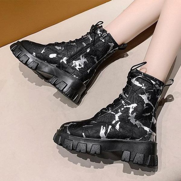 boots women's shoes 2021 winter warm plush ladies ankle flats platform female graffiti style leather woman footwear non-slip, Black
boots women's shoes 2021 winter warm plush ladies ankle flats platform female graffiti style leather woman footwear non-slip, Black