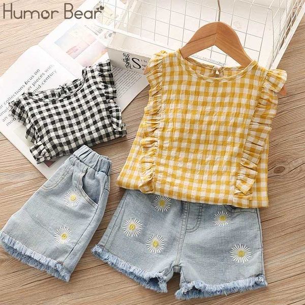 humor bear girls summer clothes brand new children lace stripe girl + denim pant 2pcs set baby girls clothing suit x0902, White
humor bear girls summer clothes brand new children lace stripe girl + denim pant 2pcs set baby girls clothing suit x0902, White