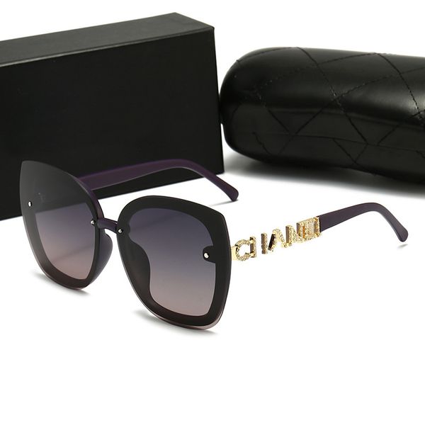 2021 fashion pearl designer sunglasses brand polarized lens sun glasses eyewear for women eyeglasses pc frame with box, White;black
2021 fashion pearl designer sunglasses brand polarized lens sun glasses eyewear for women eyeglasses pc frame with box, White;black