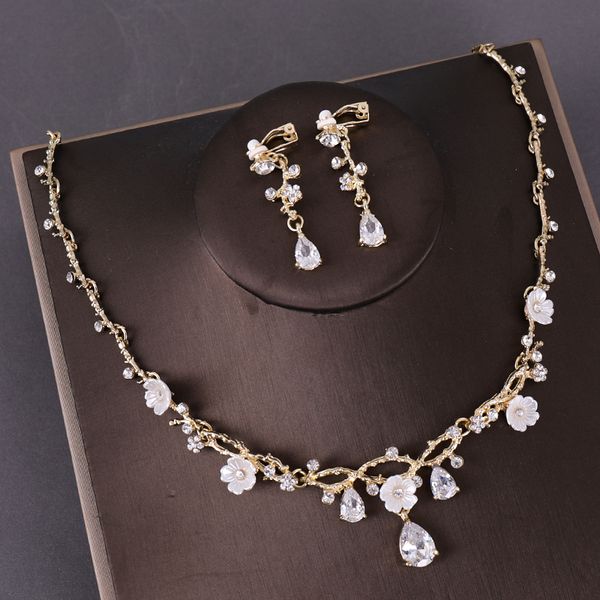 fashion flower rhinestone zircon wedding necklace earring set for bridal jewelry women wedding dresses accessories party giftdio chan contac, White;golden
fashion flower rhinestone zircon wedding necklace earring set for bridal jewelry women wedding dresses accessories party giftdio chan contac, White;golden