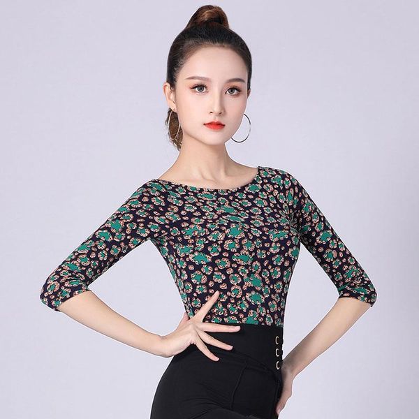 stage wear latin square dance clothes mid-sleeve female professional slim fashion style jitba jacket one-shoulder one-piece, Black;red
stage wear latin square dance clothes mid-sleeve female professional slim fashion style jitba jacket one-shoulder one-piece, Black;red