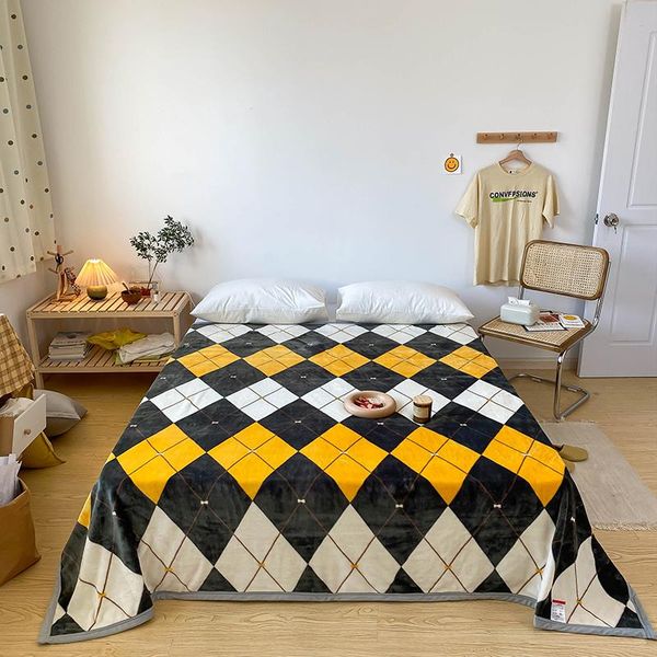 blankets plaid blanket on the bed thow bedspread queen/king size cover mantas de cama decorativa for double beds winter warm
blankets plaid blanket on the bed thow bedspread queen/king size cover mantas de cama decorativa for double beds winter warm
