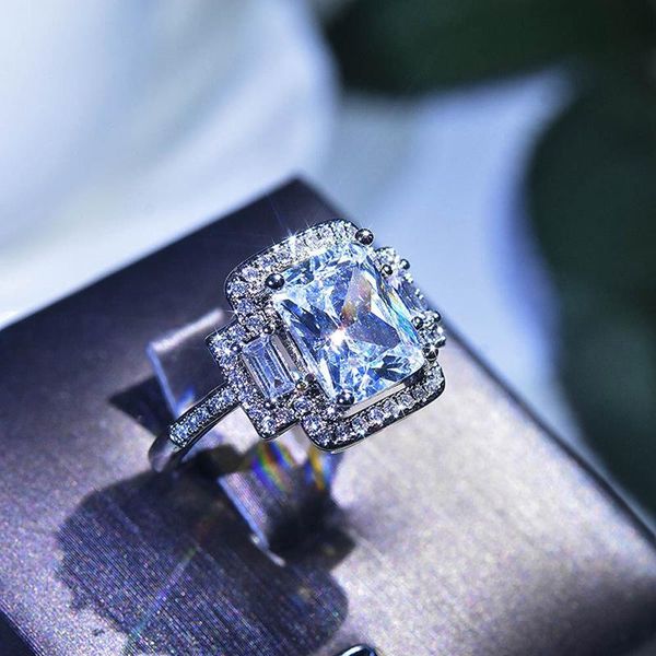 cluster rings luxury geometric square inlay dazzling moissanite exquisite eternity wedding jewelry statement engagement gift, Golden;silver
cluster rings luxury geometric square inlay dazzling moissanite exquisite eternity wedding jewelry statement engagement gift, Golden;silver