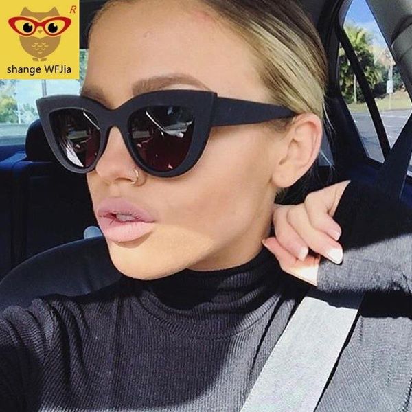 sunglasses curtain lunette de soleil 2021 european and american retro cat eye trend wild style sun glasses fation, White;black
sunglasses curtain lunette de soleil 2021 european and american retro cat eye trend wild style sun glasses fation, White;black
