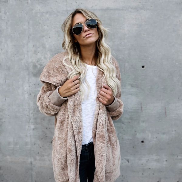 2021 new fjun fur cardigans women long sleeve oversize autumn wool casual loose coverup winter coat female sweaters plus size s-3xl 605, White;black
2021 new fjun fur cardigans women long sleeve oversize autumn wool casual loose coverup winter coat female sweaters plus size s-3xl 605, White;black