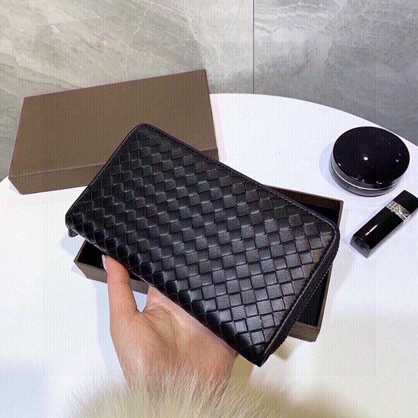 wallets men's wallet 2021 brand upgrade high-quality imported sheepskin hand-woven zipper long leather clutch, Red;black
wallets men's wallet 2021 brand upgrade high-quality imported sheepskin hand-woven zipper long leather clutch, Red;black