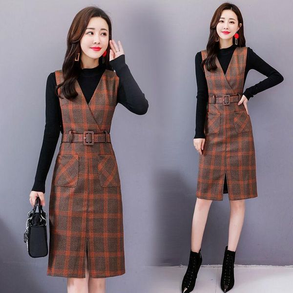 casual dresses long-sleeved plaid woolen waist temperament vest two-piece suit 2021 spring and autumn bottoming dress tooling, Black;gray
casual dresses long-sleeved plaid woolen waist temperament vest two-piece suit 2021 spring and autumn bottoming dress tooling, Black;gray