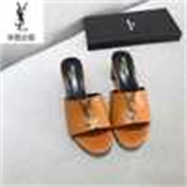 mules men loafers designer pumps luxury slippers women slides high heels sandals ballerinas sneakers dress shoes p4d4, Black;white
mules men loafers designer pumps luxury slippers women slides high heels sandals ballerinas sneakers dress shoes p4d4, Black;white
