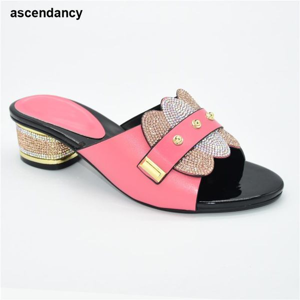 dress shoes ladies high heels designer decorated with rhinestone slip on pumps italian in women quality african wedding shoe, Black
dress shoes ladies high heels designer decorated with rhinestone slip on pumps italian in women quality african wedding shoe, Black