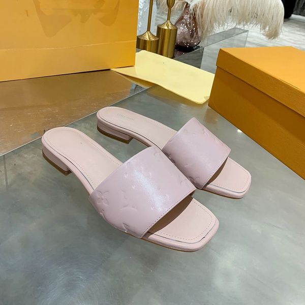 women slippers sweet candy color soft warm real full mink hair fuzzy slippers slides mules women open toe flat shoes with box size 35-41, Black
women slippers sweet candy color soft warm real full mink hair fuzzy slippers slides mules women open toe flat shoes with box size 35-41, Black