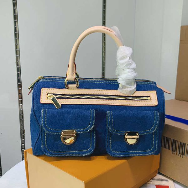 women hand bag print denim handbag vintage bag ladies old flowertote bag front zipper double pockets high capacity handbag
women hand bag print denim handbag vintage bag ladies old flowertote bag front zipper double pockets high capacity handbag