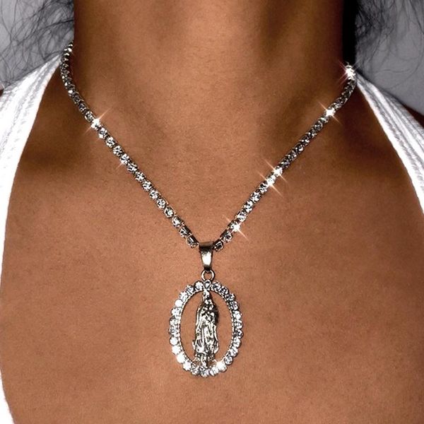 chains vintage portrait pendant necklace crystal tennis chain gold silver color metal choker jewelry gift
chains vintage portrait pendant necklace crystal tennis chain gold silver color metal choker jewelry gift