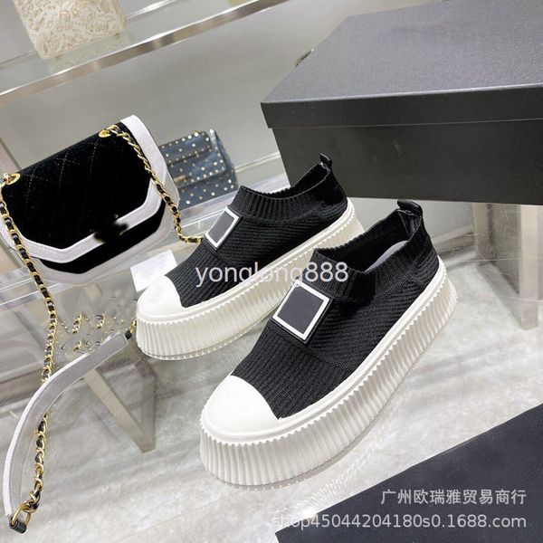 dress shoes flying woven muffin, thick soled small white shoes, women's spring round head fashion board casual biscuit shoes, Black
dress shoes flying woven muffin, thick soled small white shoes, women's spring round head fashion board casual biscuit shoes, Black