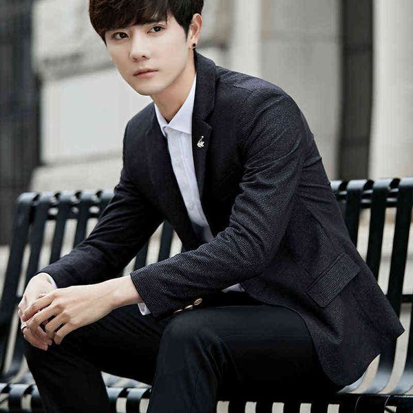 luxury men's suits blazers youth slim fit korean version trend small suit men's casual spring student coat single wt, White;black
luxury men's suits blazers youth slim fit korean version trend small suit men's casual spring student coat single wt, White;black