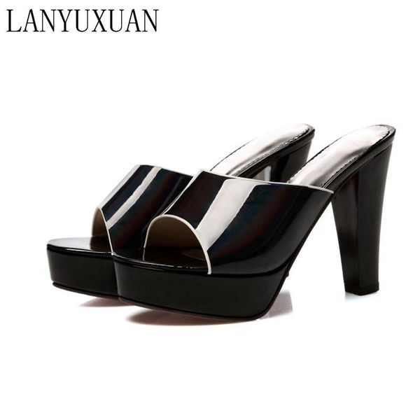 2021 gladiator sandals women big size 34-43 summer style women shoes bottom casual with beach sandals high hells slippers c219, Black
2021 gladiator sandals women big size 34-43 summer style women shoes bottom casual with beach sandals high hells slippers c219, Black