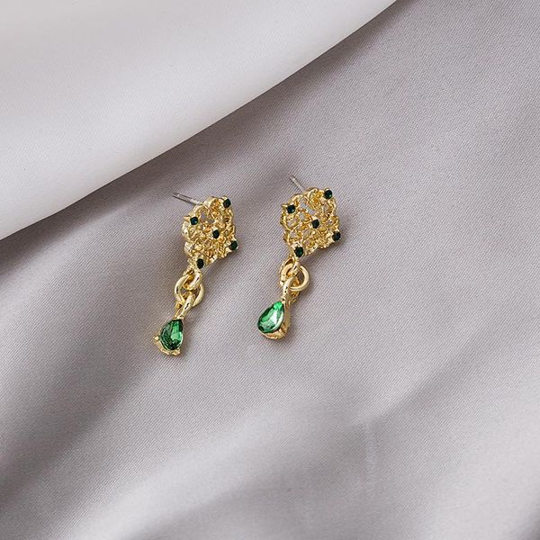 hoop & huggie women's earrings lace baroque ear hook pendant gold color vintage metal retro earring 2021 trendy fashion female jewelry, Golden;silver
hoop & huggie women's earrings lace baroque ear hook pendant gold color vintage metal retro earring 2021 trendy fashion female jewelry, Golden;silver