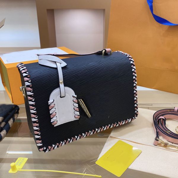 ladies flap crossbody bag mediaeval bag letter crochet envelope shoulder back bag water ripple leather handbag
ladies flap crossbody bag mediaeval bag letter crochet envelope shoulder back bag water ripple leather handbag
