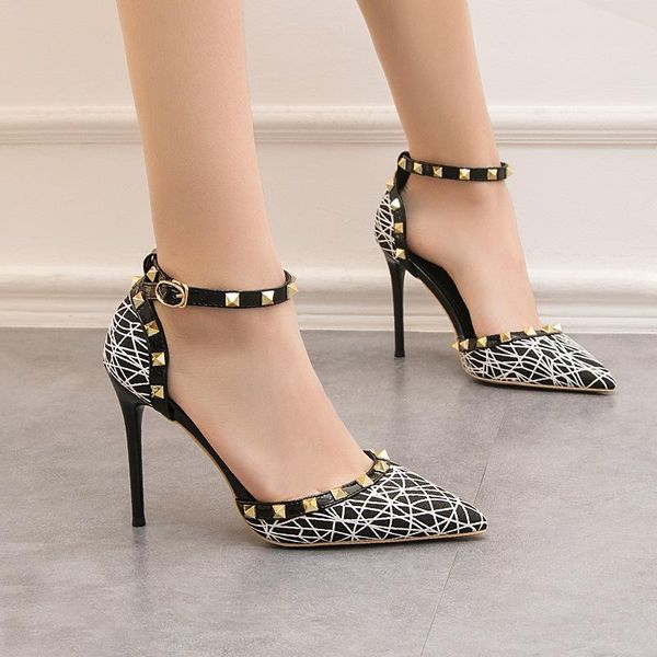 2021 new 10cm thin thin heeled night club women's shoes high heel shallow pointed cut out rivet one line sandals, Black
2021 new 10cm thin thin heeled night club women's shoes high heel shallow pointed cut out rivet one line sandals, Black