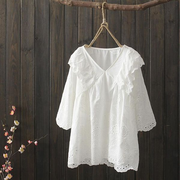 women's blouses & shirts cotton 100% lace white women blouse summer 2021 v-neck flare sleeved loose elegant female pulls tees
women's blouses & shirts cotton 100% lace white women blouse summer 2021 v-neck flare sleeved loose elegant female pulls tees