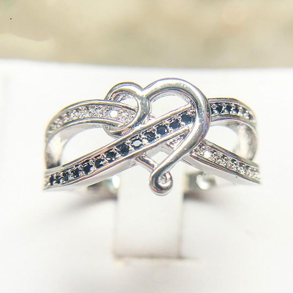 cluster rings 2021 fashion black love elegant women jewelry silver color bling heart wedding ring christmas gift, Golden;silver
cluster rings 2021 fashion black love elegant women jewelry silver color bling heart wedding ring christmas gift, Golden;silver